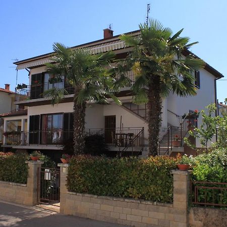 Apartments With A Parking Space Umag - 7666 Экстерьер фото