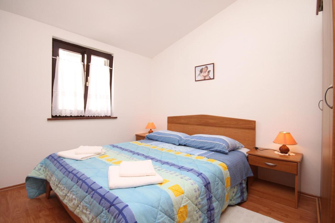 Apartments With A Parking Space Umag - 7666 Экстерьер фото