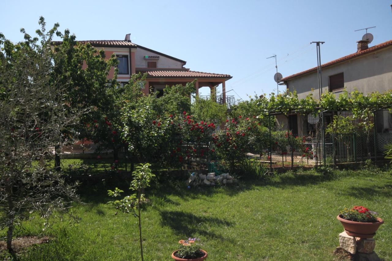 Apartments With A Parking Space Umag - 7666 Экстерьер фото