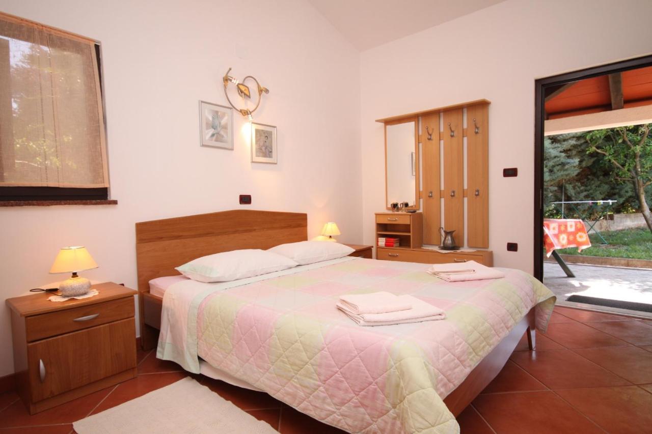 Apartments With A Parking Space Umag - 7666 Экстерьер фото